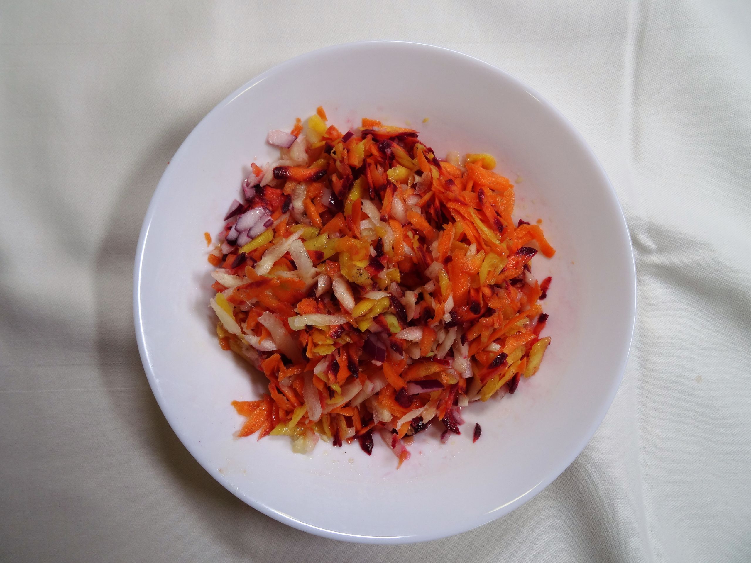 Bunter Karottensalat – Johann Barsy kocht!
